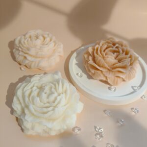 3peonies Le Laro Peony Trio Candle Gift Set