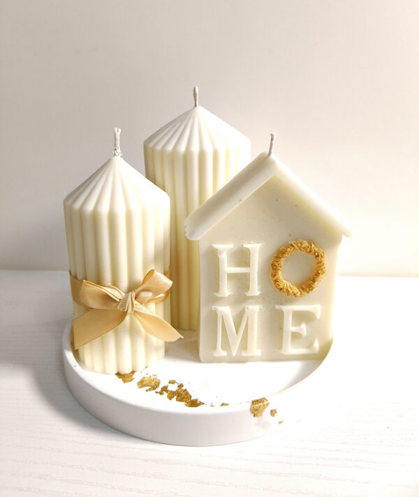 pillars and home1 Le Laro Pillars and Home Luxury Candles Gift Set