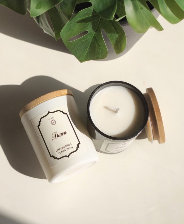 oplus_65586 Le Laro Dawn and Dusk Luxury Candles Gift Set